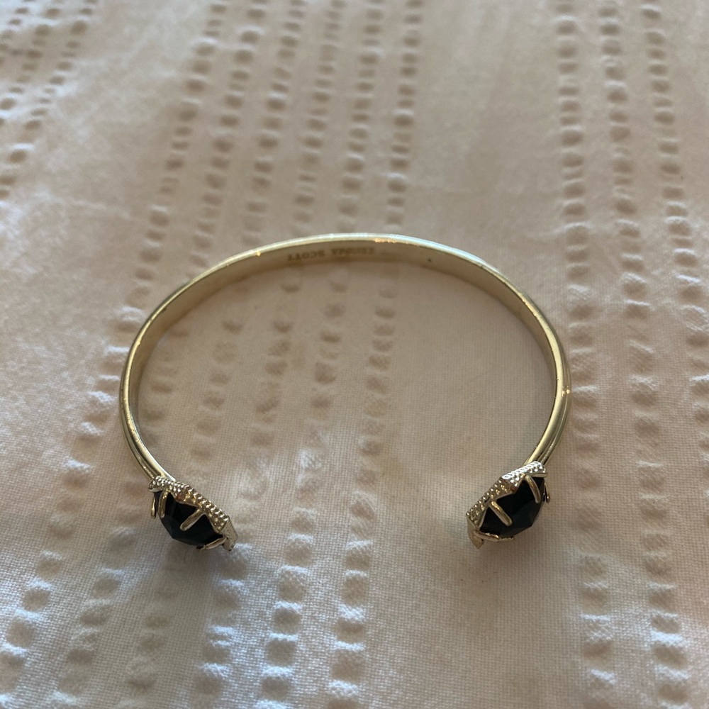 Kendra Scott bracelet